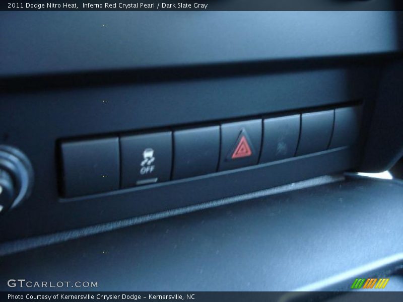 Inferno Red Crystal Pearl / Dark Slate Gray 2011 Dodge Nitro Heat