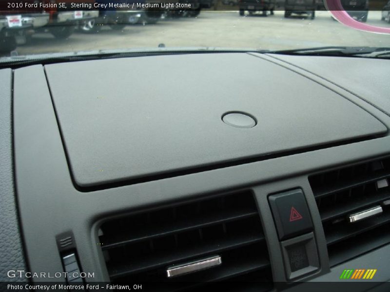 Sterling Grey Metallic / Medium Light Stone 2010 Ford Fusion SE