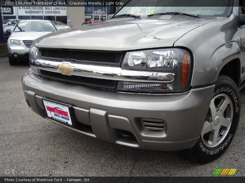 Graystone Metallic / Light Gray 2005 Chevrolet TrailBlazer LS 4x4