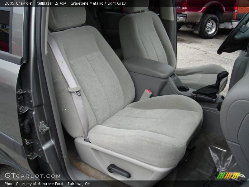 Graystone Metallic / Light Gray 2005 Chevrolet TrailBlazer LS 4x4