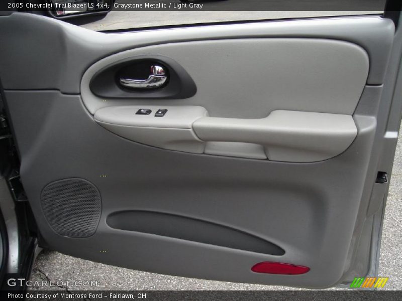 Graystone Metallic / Light Gray 2005 Chevrolet TrailBlazer LS 4x4