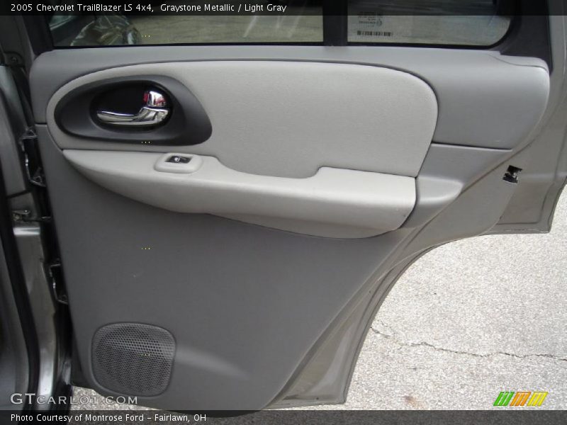 Graystone Metallic / Light Gray 2005 Chevrolet TrailBlazer LS 4x4