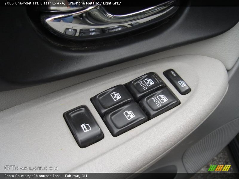Graystone Metallic / Light Gray 2005 Chevrolet TrailBlazer LS 4x4