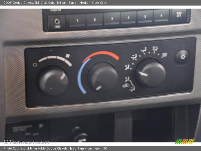 Brilliant Black / Medium Slate Gray 2006 Dodge Dakota SLT Club Cab