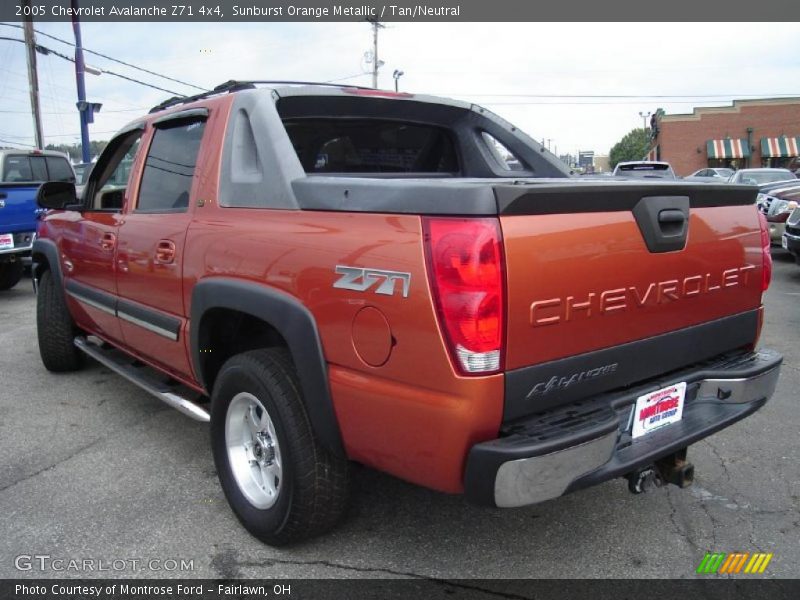 Sunburst Orange Metallic / Tan/Neutral 2005 Chevrolet Avalanche Z71 4x4