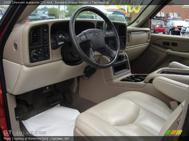 Sunburst Orange Metallic / Tan/Neutral 2005 Chevrolet Avalanche Z71 4x4