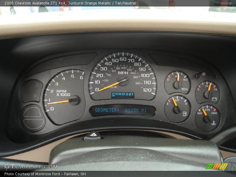 Sunburst Orange Metallic / Tan/Neutral 2005 Chevrolet Avalanche Z71 4x4