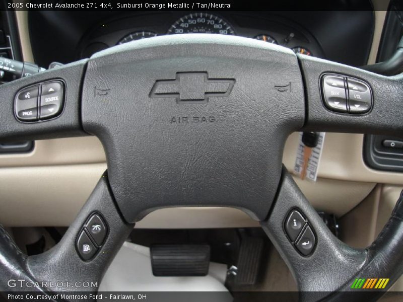 Sunburst Orange Metallic / Tan/Neutral 2005 Chevrolet Avalanche Z71 4x4