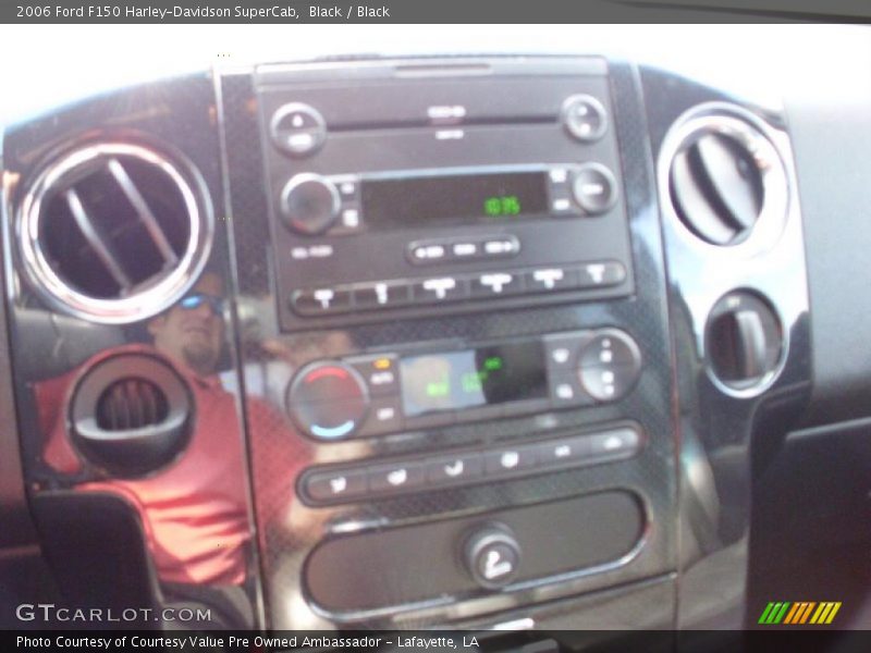 Black / Black 2006 Ford F150 Harley-Davidson SuperCab