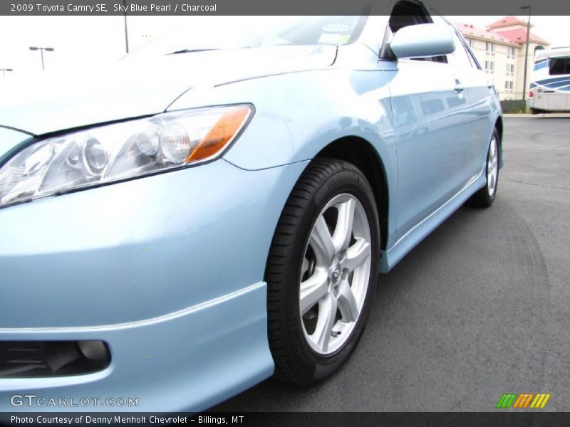 Sky Blue Pearl / Charcoal 2009 Toyota Camry SE