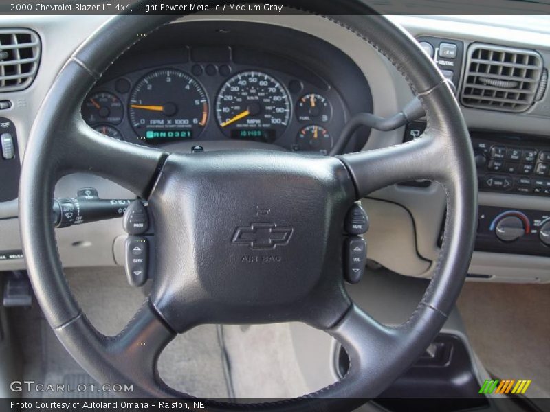 Light Pewter Metallic / Medium Gray 2000 Chevrolet Blazer LT 4x4