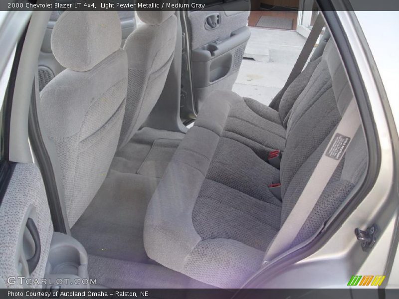 Light Pewter Metallic / Medium Gray 2000 Chevrolet Blazer LT 4x4