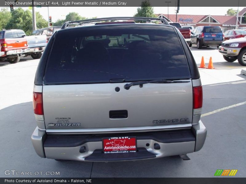 Light Pewter Metallic / Medium Gray 2000 Chevrolet Blazer LT 4x4