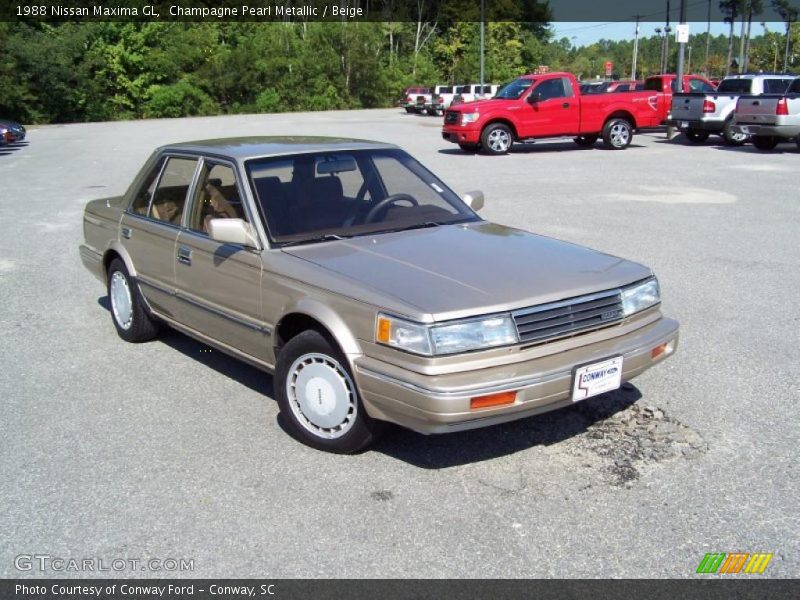 Champagne Pearl Metallic / Beige 1988 Nissan Maxima GL