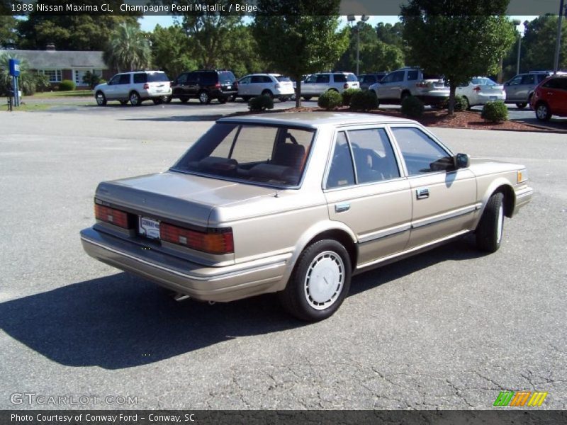 Champagne Pearl Metallic / Beige 1988 Nissan Maxima GL