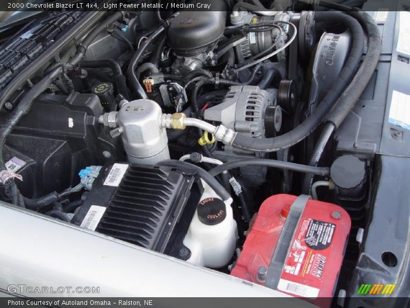 Light Pewter Metallic / Medium Gray 2000 Chevrolet Blazer LT 4x4