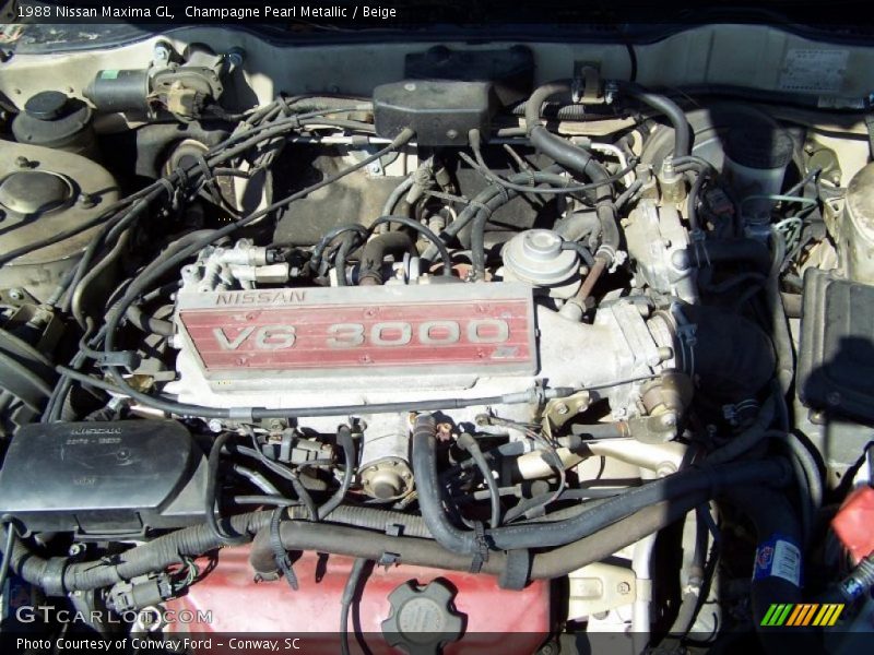 Champagne Pearl Metallic / Beige 1988 Nissan Maxima GL