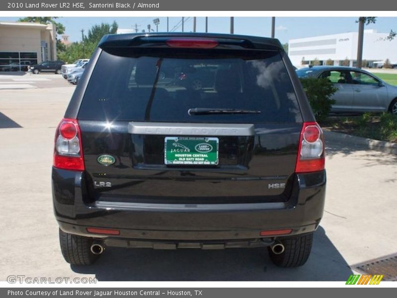 Santorini Black / Almond 2010 Land Rover LR2 HSE