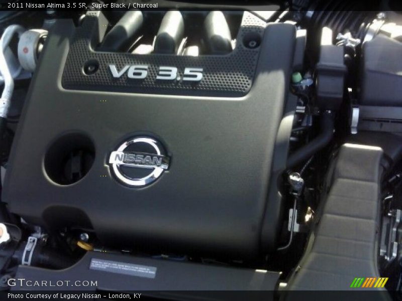Super Black / Charcoal 2011 Nissan Altima 3.5 SR