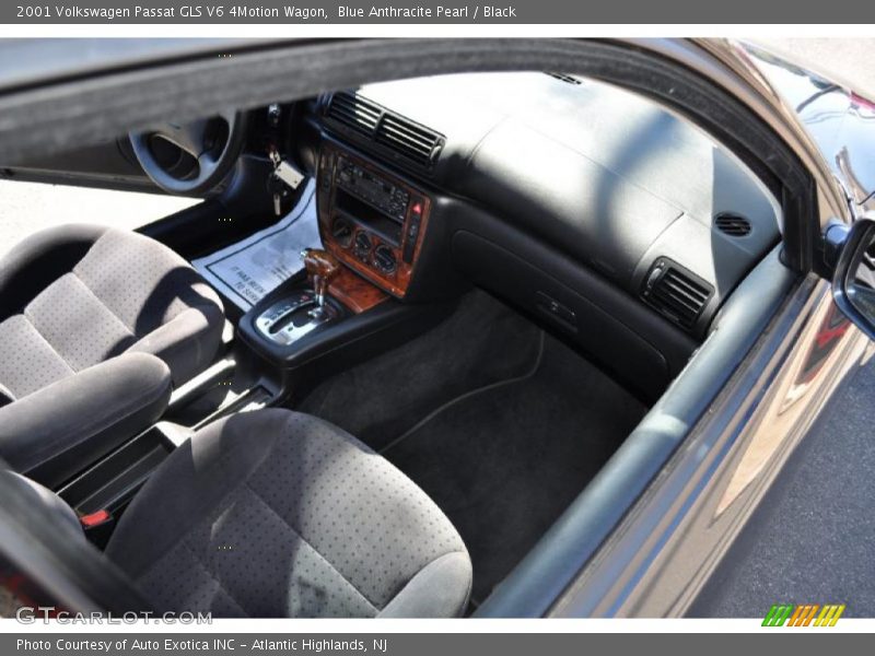Blue Anthracite Pearl / Black 2001 Volkswagen Passat GLS V6 4Motion Wagon