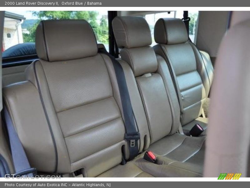 Oxford Blue / Bahama 2000 Land Rover Discovery II