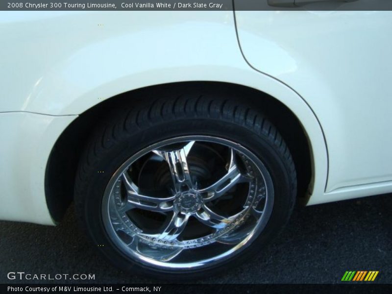 Cool Vanilla White / Dark Slate Gray 2008 Chrysler 300 Touring Limousine