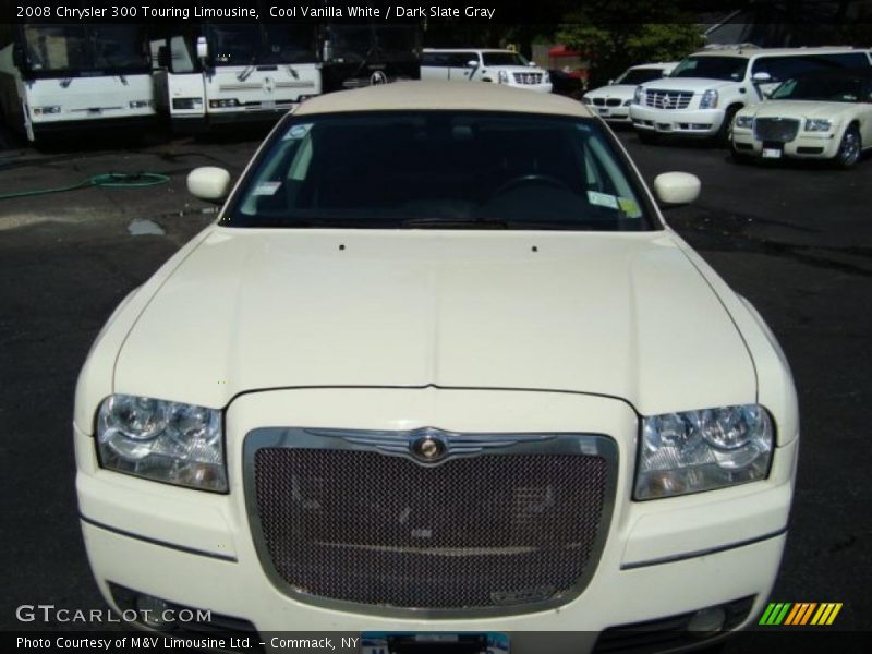 Cool Vanilla White / Dark Slate Gray 2008 Chrysler 300 Touring Limousine