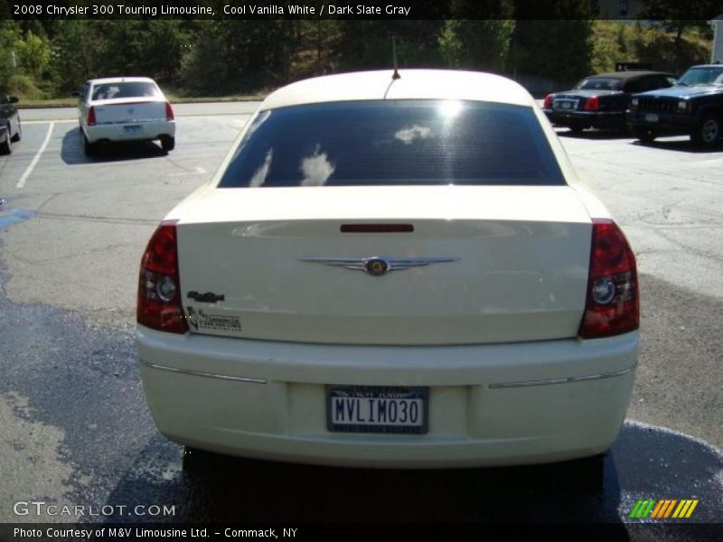 Cool Vanilla White / Dark Slate Gray 2008 Chrysler 300 Touring Limousine