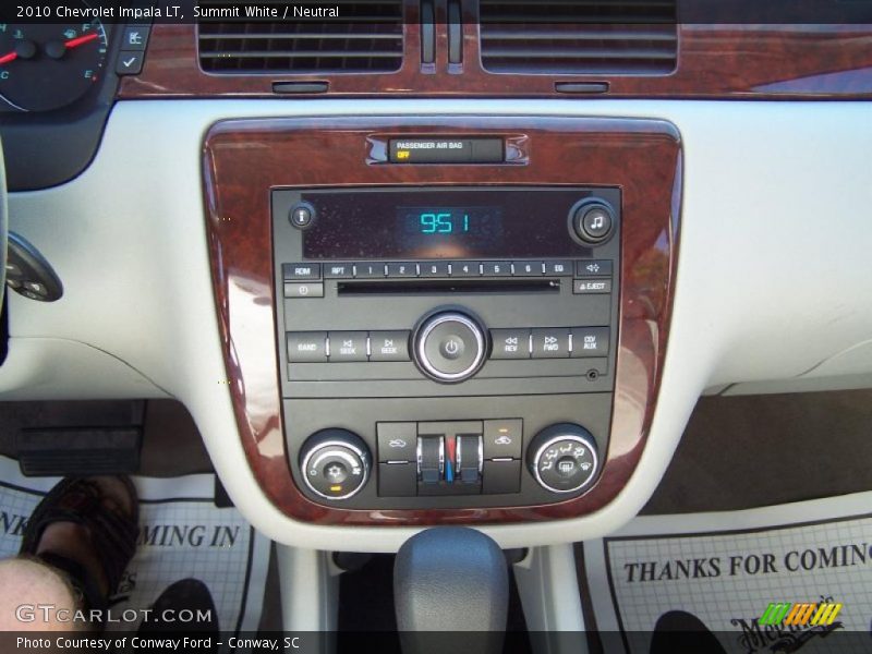 Summit White / Neutral 2010 Chevrolet Impala LT