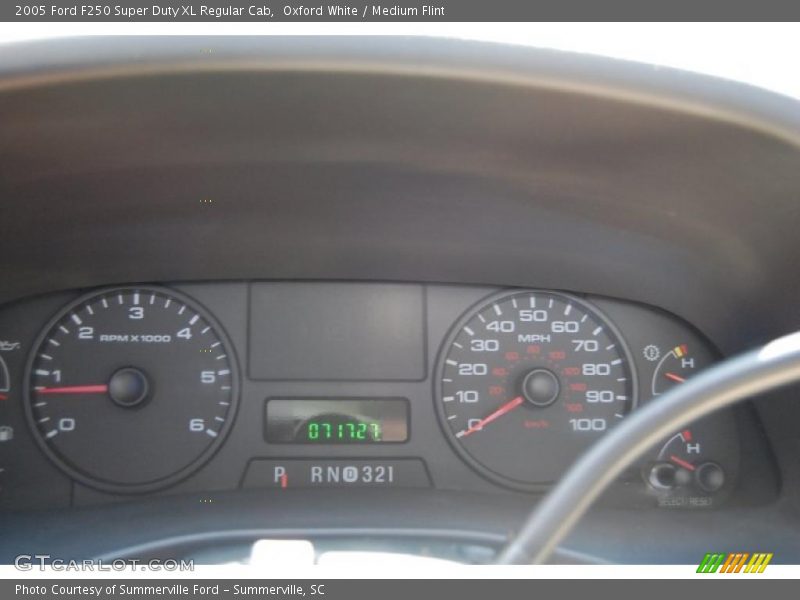 Oxford White / Medium Flint 2005 Ford F250 Super Duty XL Regular Cab
