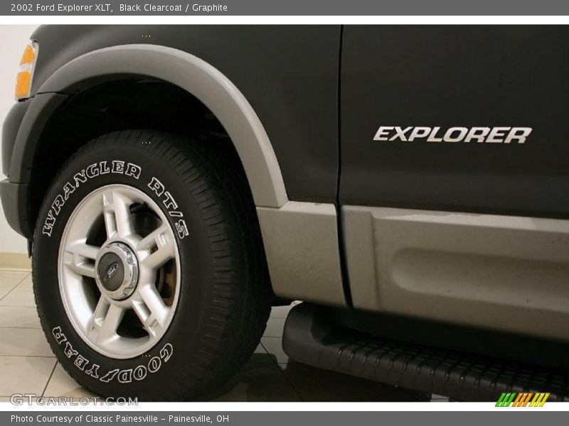 Black Clearcoat / Graphite 2002 Ford Explorer XLT