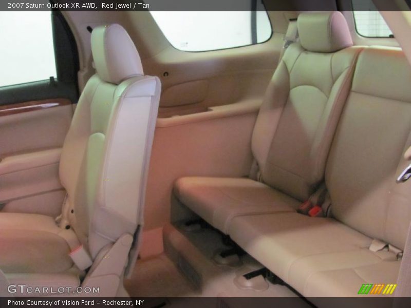 Red Jewel / Tan 2007 Saturn Outlook XR AWD