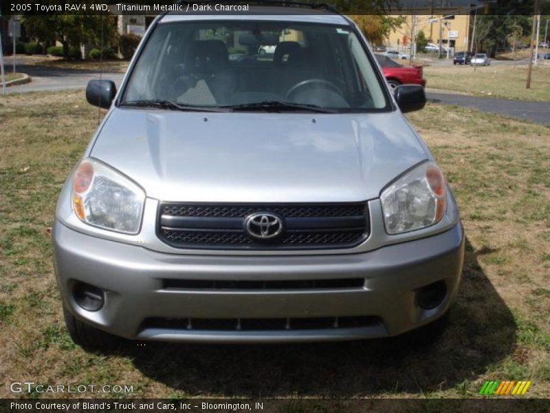 Titanium Metallic / Dark Charcoal 2005 Toyota RAV4 4WD