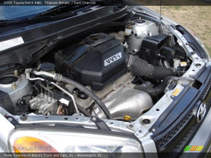 Titanium Metallic / Dark Charcoal 2005 Toyota RAV4 4WD