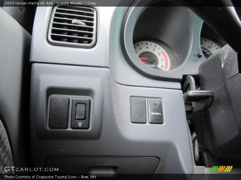 Granite Metallic / Gray 2004 Nissan Xterra XE 4x4