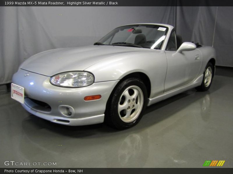 Highlight Silver Metallic / Black 1999 Mazda MX-5 Miata Roadster