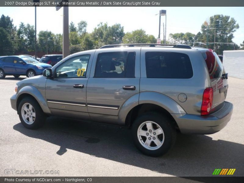 Mineral Gray Metallic / Dark Slate Gray/Light Slate Gray 2007 Dodge Durango SLT 4x4