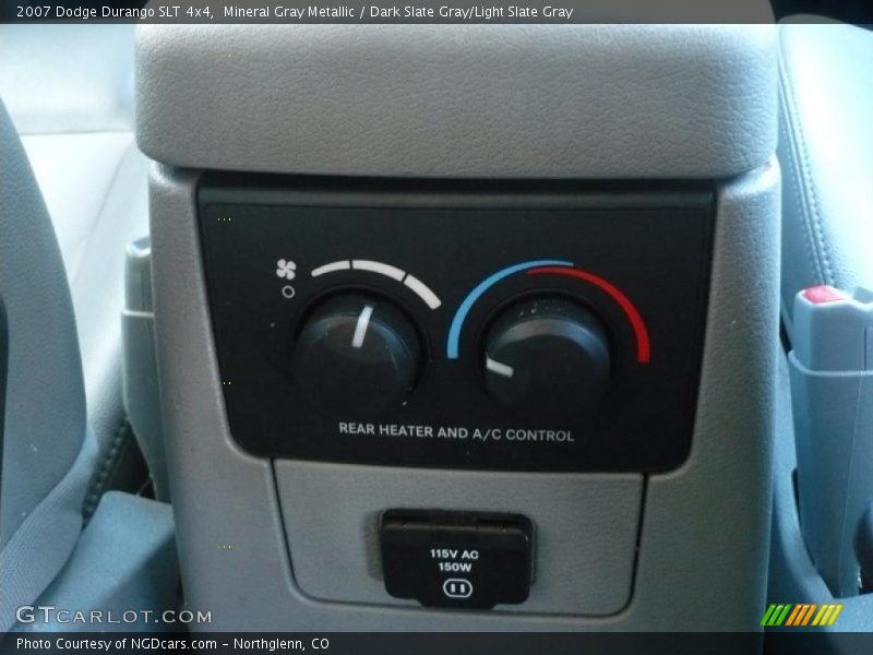 Mineral Gray Metallic / Dark Slate Gray/Light Slate Gray 2007 Dodge Durango SLT 4x4