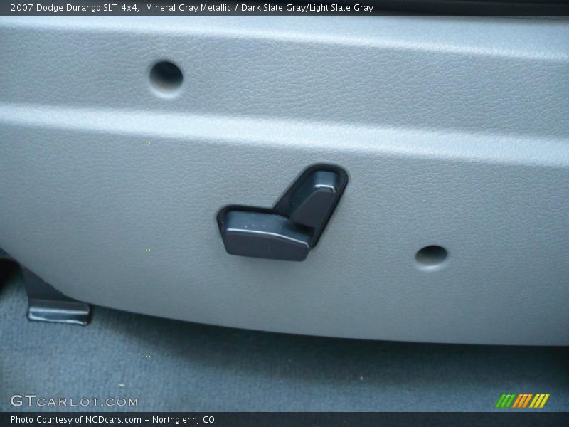 Mineral Gray Metallic / Dark Slate Gray/Light Slate Gray 2007 Dodge Durango SLT 4x4