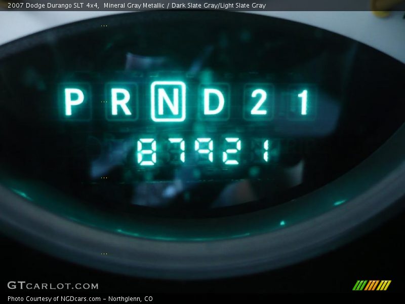 Mineral Gray Metallic / Dark Slate Gray/Light Slate Gray 2007 Dodge Durango SLT 4x4