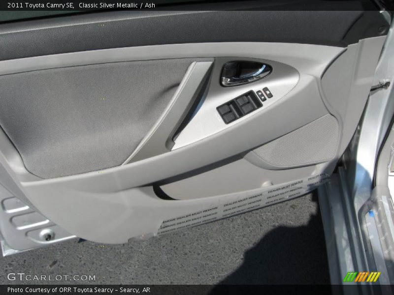 Classic Silver Metallic / Ash 2011 Toyota Camry SE