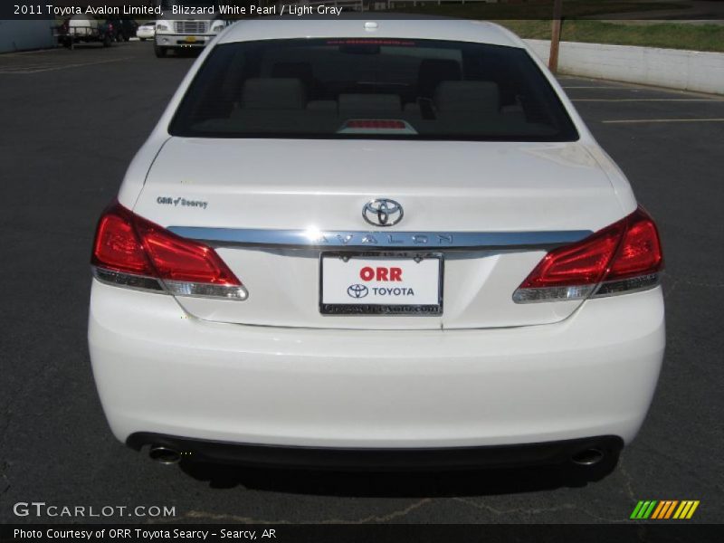 Blizzard White Pearl / Light Gray 2011 Toyota Avalon Limited