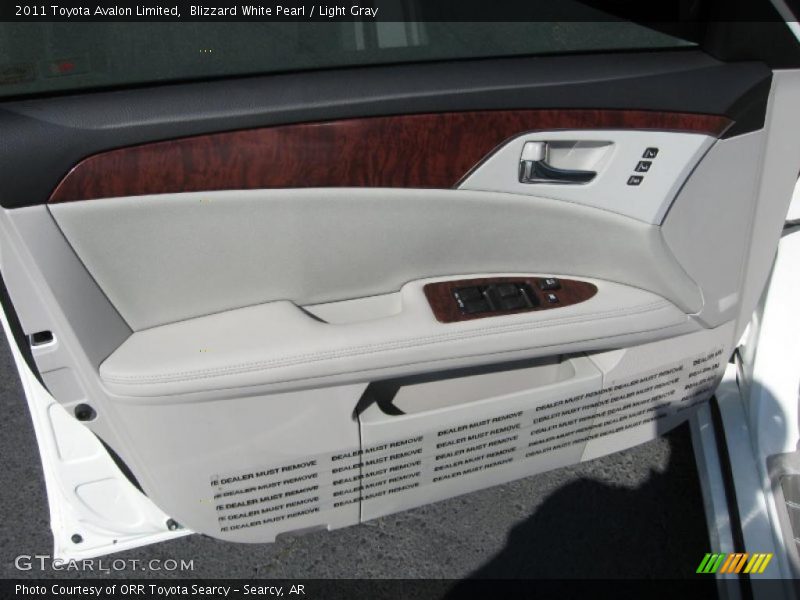 Blizzard White Pearl / Light Gray 2011 Toyota Avalon Limited