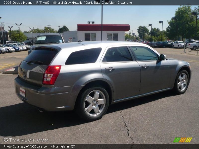 Mineral Gray Metallic / Dark Slate Gray/Light Graystone 2005 Dodge Magnum R/T AWD