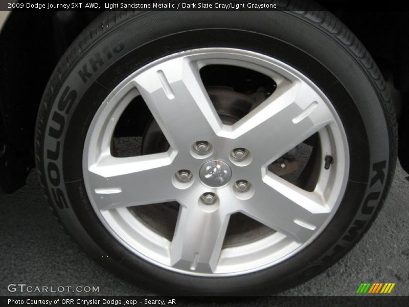 Light Sandstone Metallic / Dark Slate Gray/Light Graystone 2009 Dodge Journey SXT AWD