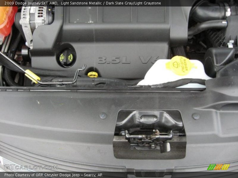 Light Sandstone Metallic / Dark Slate Gray/Light Graystone 2009 Dodge Journey SXT AWD