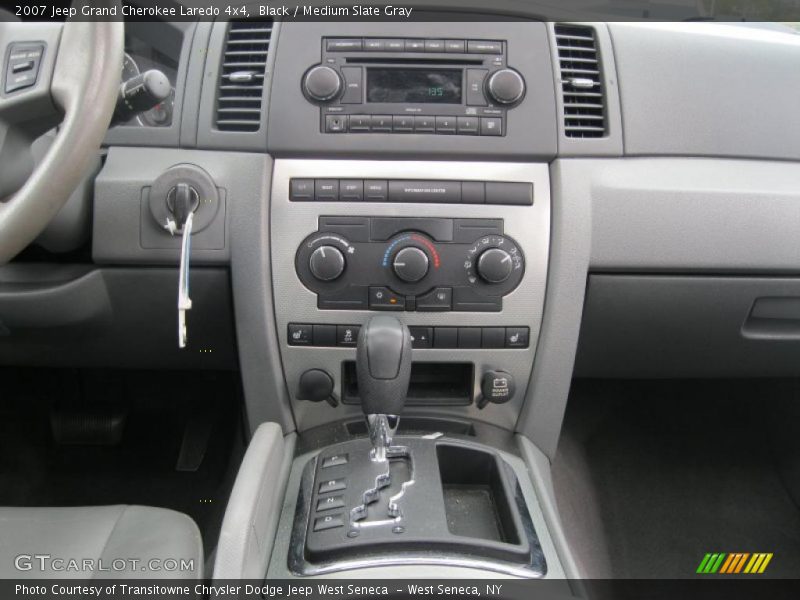 Black / Medium Slate Gray 2007 Jeep Grand Cherokee Laredo 4x4