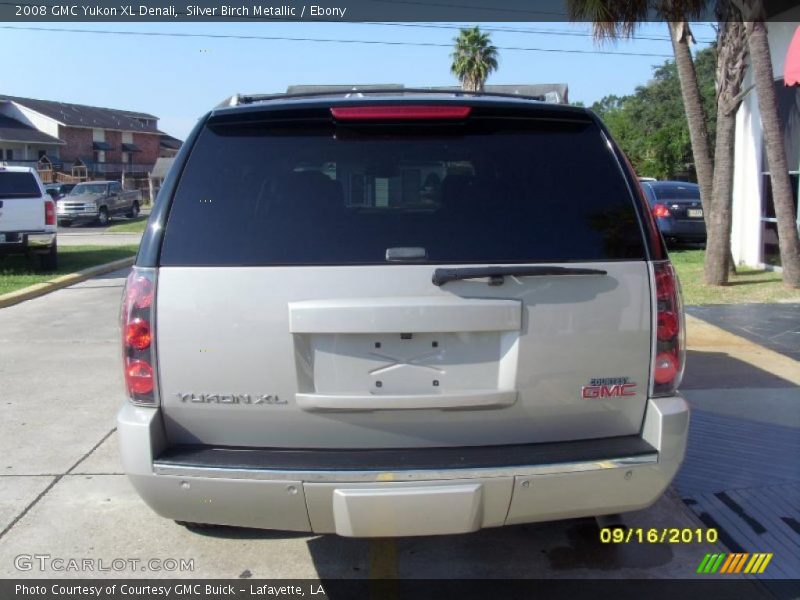 Silver Birch Metallic / Ebony 2008 GMC Yukon XL Denali