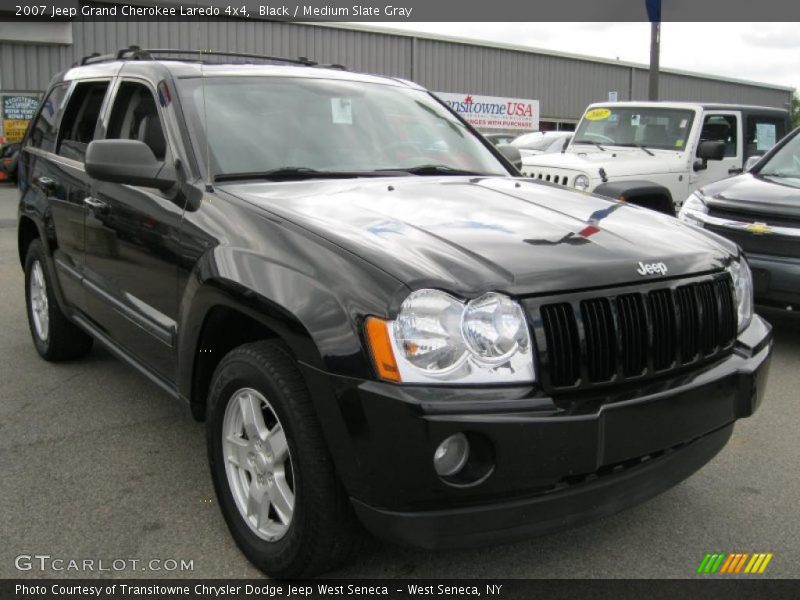 Black / Medium Slate Gray 2007 Jeep Grand Cherokee Laredo 4x4