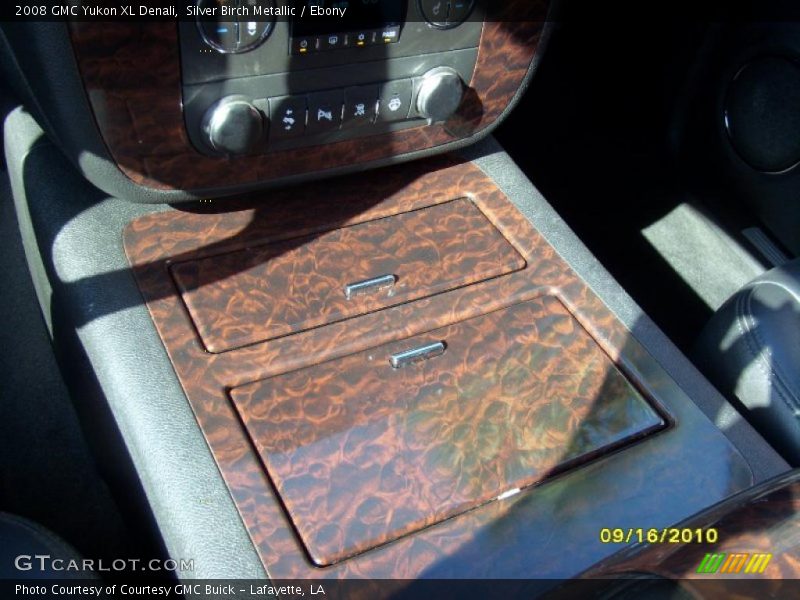 Silver Birch Metallic / Ebony 2008 GMC Yukon XL Denali